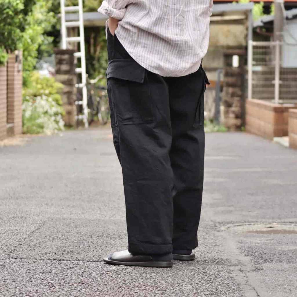 第1位獲得！ 通販 COMOLI 23SS BDU ブラックデニム comoli 白木/黒塗り